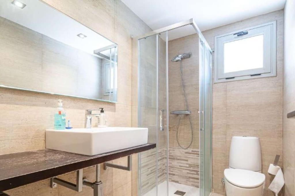 Impresionante Apartamento De 4 Dormitorios 3 Banos Y 2 Plazas De Garaje Madrid Buitenkant foto